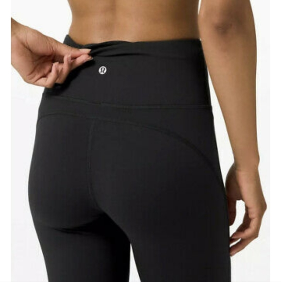 NWT **☆SOLD☆** Lululemon Black SHR Groove pants Nulu leggings Size 6 - Picture 2 of 5